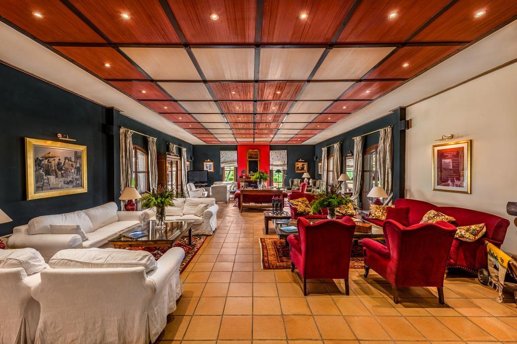Rocabella Hellinikon Country Hotel 外观 照片