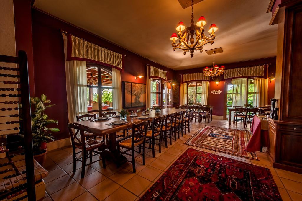 Rocabella Hellinikon Country Hotel 外观 照片